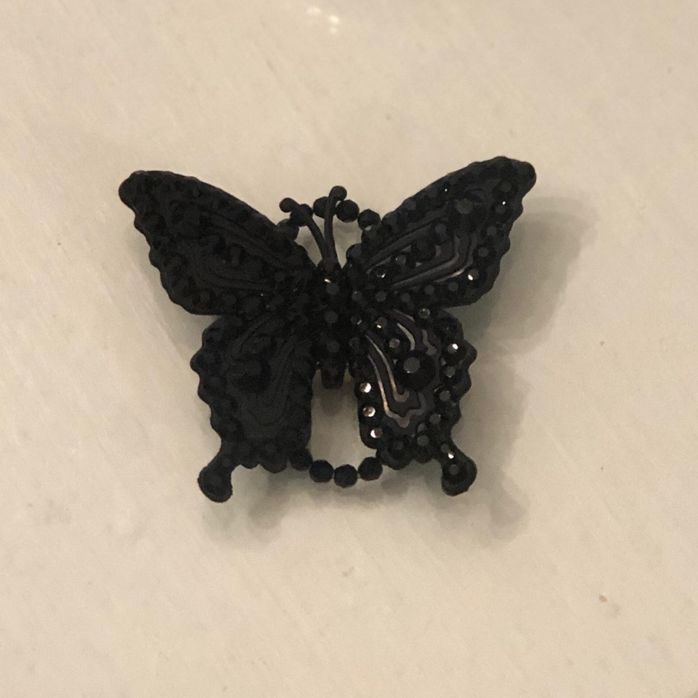 Tarina Tarantino black butterfly ring